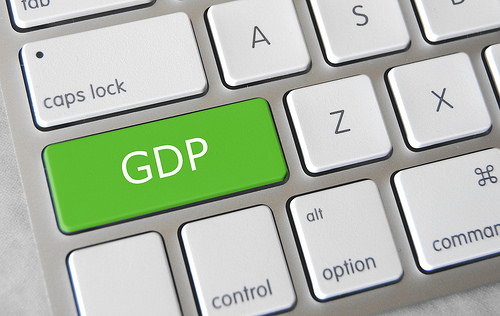 名目GDPと実質GDPの違いって何？「名目」と「実質」の違いと「物価上昇率」の解説